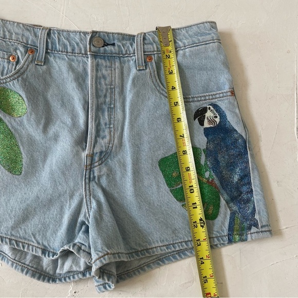 Levi's × Farm Rio RARE Bird of Paradise Parrot Ribcage Jean Shorts Size 31 - Picture 10 of 11